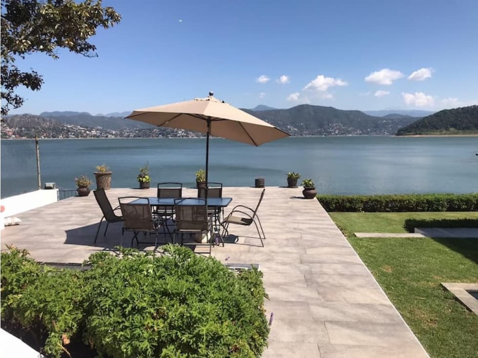 CASA EN VENTA, VALLE DE BRAVO. — foto 2
