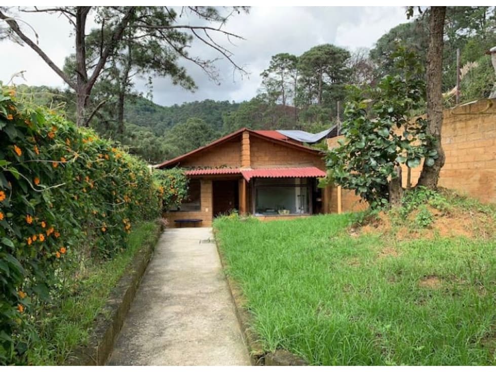 CASA EN VENTA EN 3 PUENTES, VALLE DE BRAVO — foto 2