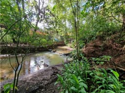EXTRAORDINARIO TERRENO A LA VENTA, BIEN UBICADO