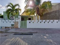 Casa en venta de 2 recamaras con terreno grande al poniente de Merida