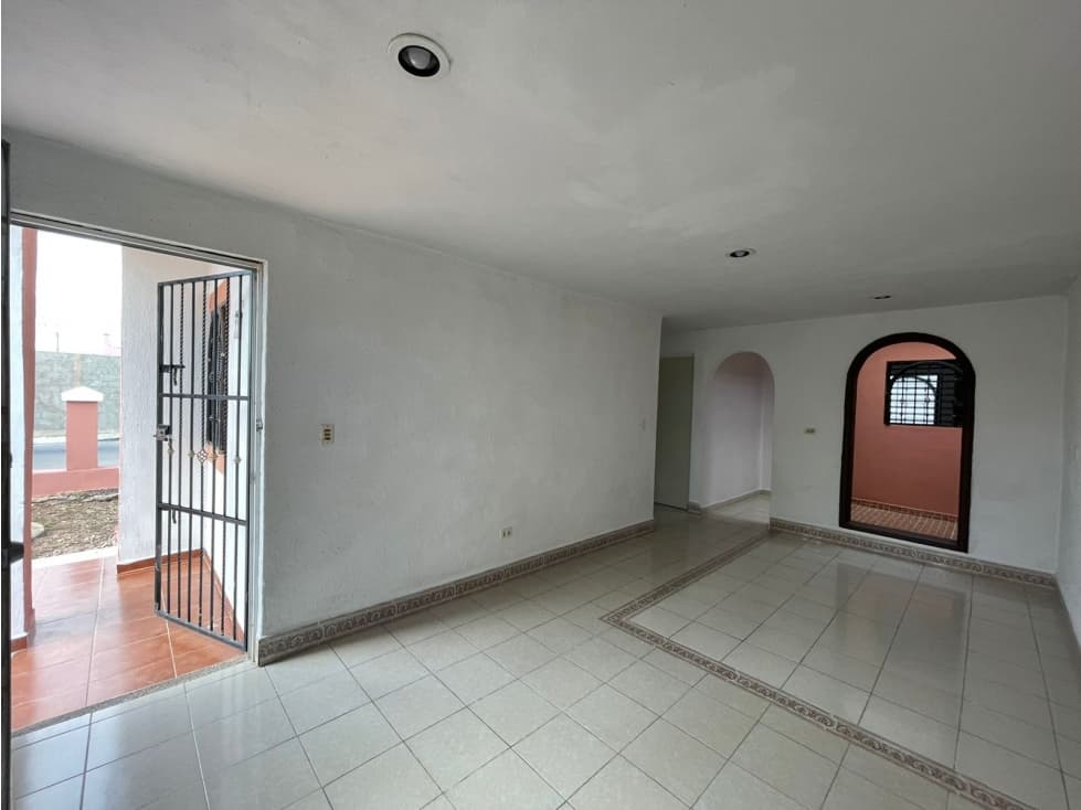Casa en renta en Pedregales de Caucel — foto 2