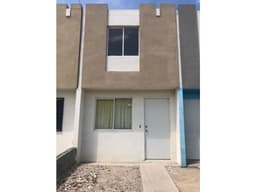 CASA EN VENTA VALLE DE SAN BLAS, GARCIA !!