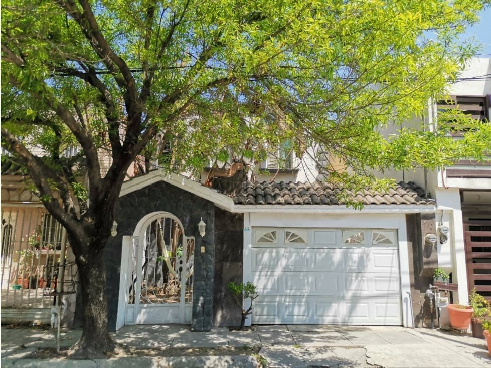 CASA EN VENTA VILLAS DE HUINALA, APODACA — foto 1