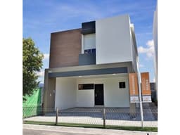 SE VENDE CASA MODELO VIANA EN ZONA CONCORDIA APODACA