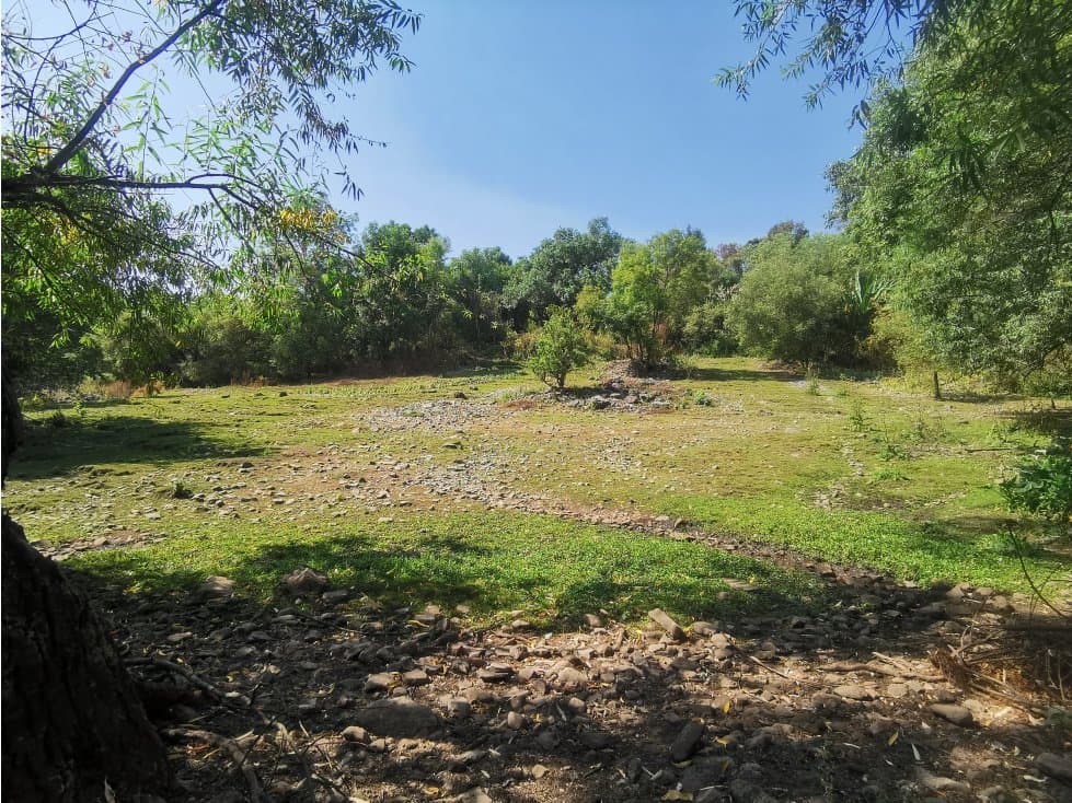 TERRENO PARA CASA DE DESCANSO | VALLE DE BRAVO — foto 1