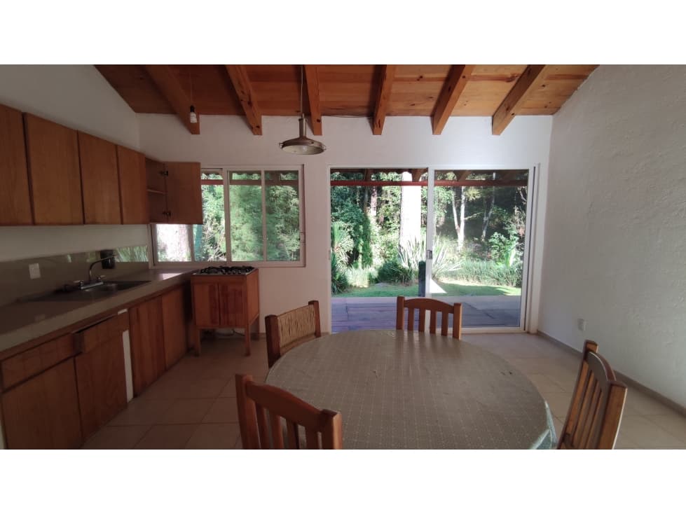 CASA EN RENTA EN AVÁNDARO CON RÍO — foto 6