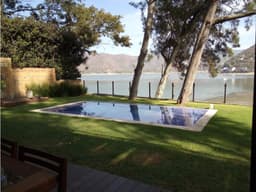CASA EN CONDOMINIO EN LA PEÑA CON ACCESO AL LAGO