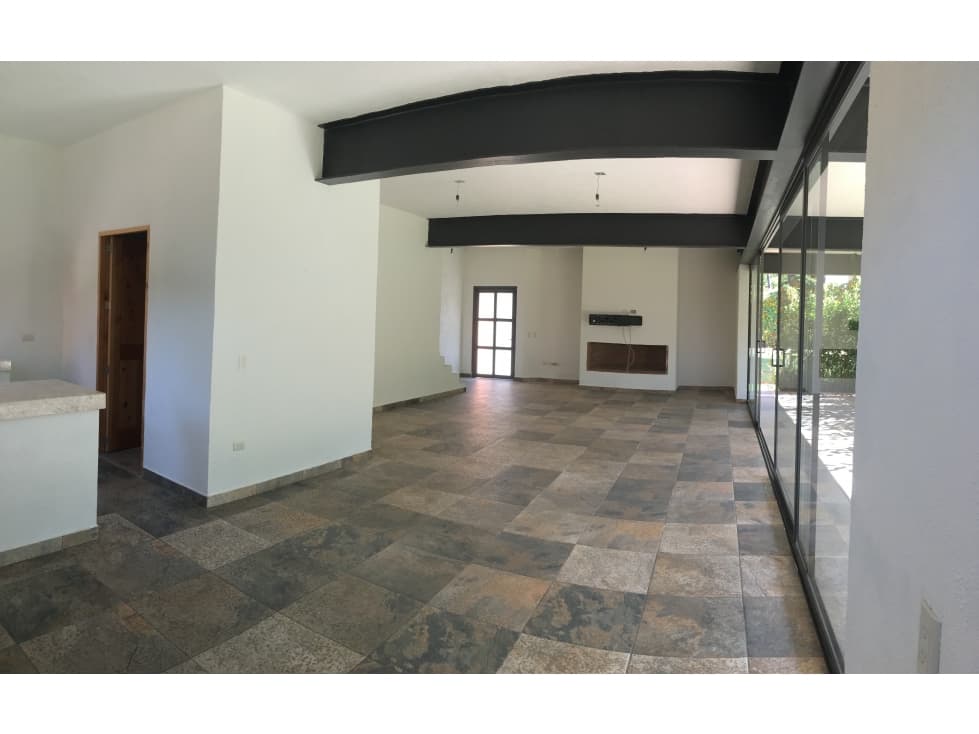 CR CASA EN RENTA, CENTRO DE AVÁNDARO — foto 6