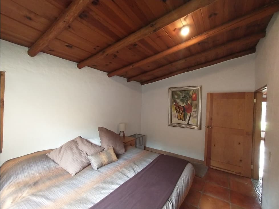 CASA EN VENTA, CON ENTORNO DE BOSQUE. — foto 6