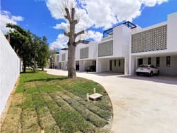 CASA DE 3 HABITACIONES CON PISCINA EN CHUBURNÁ