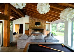 CASA CON UBICACIÓN PRIVILEGIADA EN CLUB DE GOLF AVÁNDARO