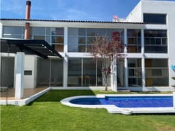 CASA EN ZONA CENTRICA VALLE DE BRAVO