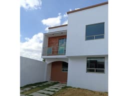 CASA NUEVA EN VENTA. Las Teresitas. Pachuca de Soto