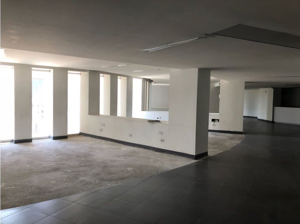 Edificio en Av. Insurgentes, Cuauhtémoc — foto 1