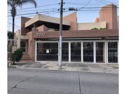 SE VENDE RESIDENCIA EN JARDINES PLAZAS DEL SOL GUADALAJARA