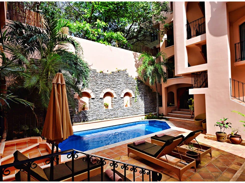 HOTEL DE LUJO EN LA QUINTA AV. — foto 2