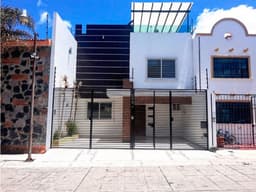 Casa en Venta dentro de Privada en el Fracc. El Portezuelo