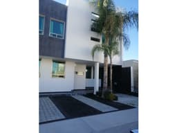 CASA EN VENTA EN FRACCIONAMIENTO ZONA PLATEADA, PACHUCA, HIDALGO