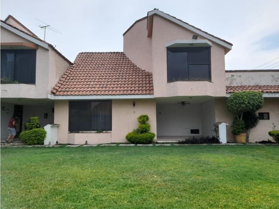 CASA EN VENTA EN PRIVADA DE 5 CASAS CON ALBERCA — foto 3