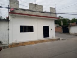 CASA SOLA EN VENTA A 10 MIN DE CUAUTLA EN ESQUINA AYALA