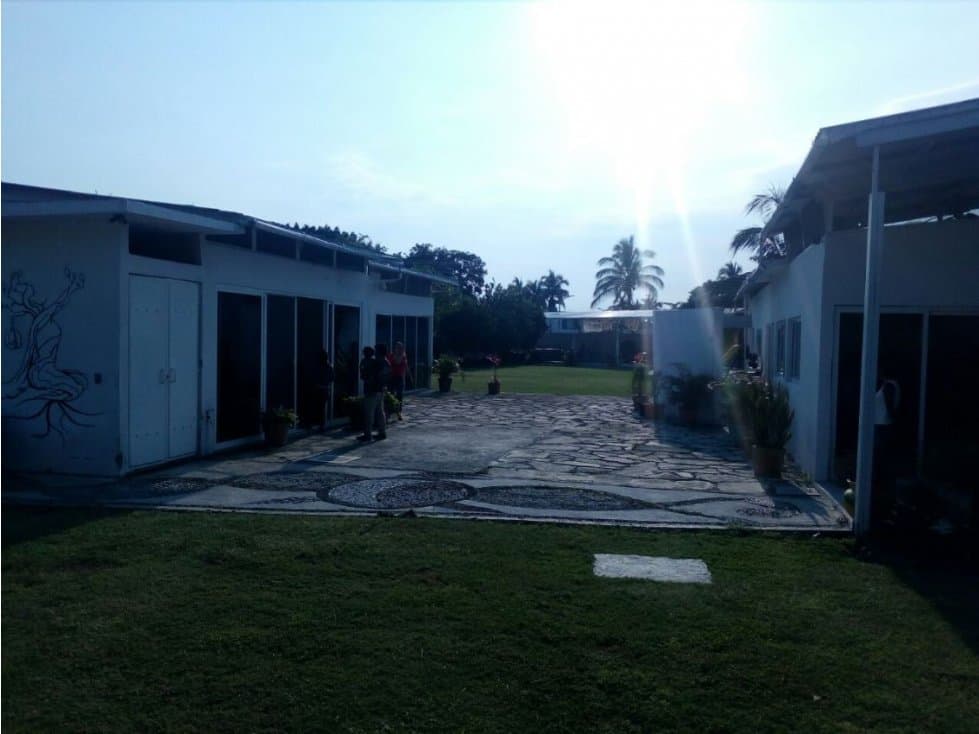 PROPIEDAD EXCELENTE PARA ASILO O CLINICA — foto 1