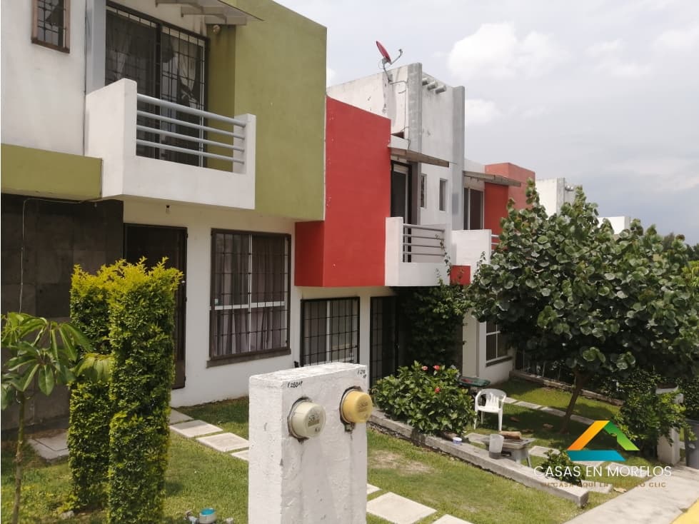 Casa de 3 recamaras con alberca en condominio — foto 1
