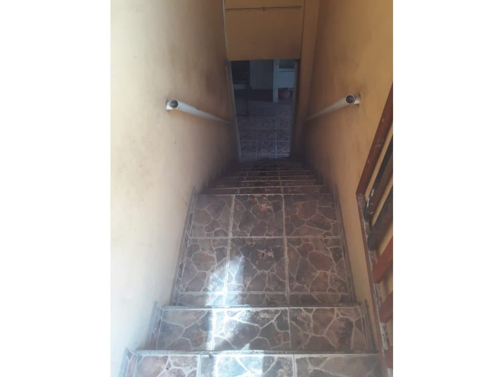 SE VENDE!!! LOCAL COMERCIAL MÁS 3 ESTUDIOS AV.127 — foto 4