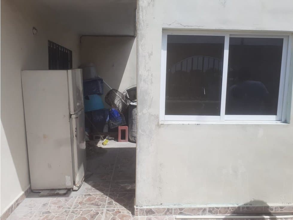 SE VENDE!!! LOCAL COMERCIAL MÁS 3 ESTUDIOS AV.127 — foto 5