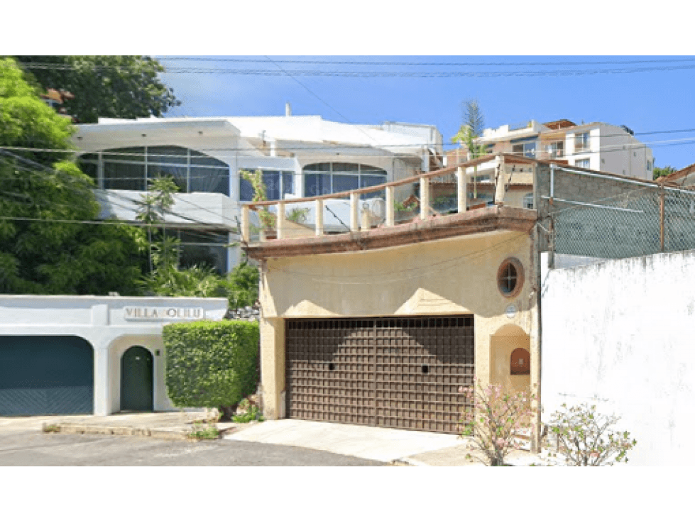 CASA CON ALBERCA EN REMATE BANCARIO EN ACAPULCO — foto 1