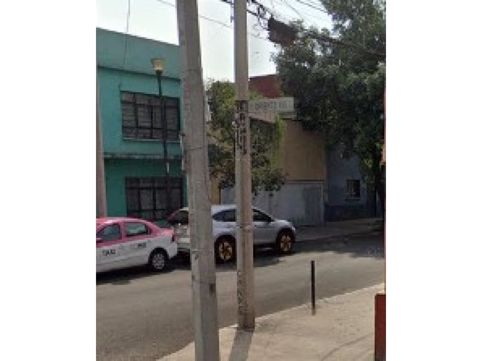 CASA EN VENTA REMATE BANCARIO, MOCTEZUMA 2DA SECC — foto 2
