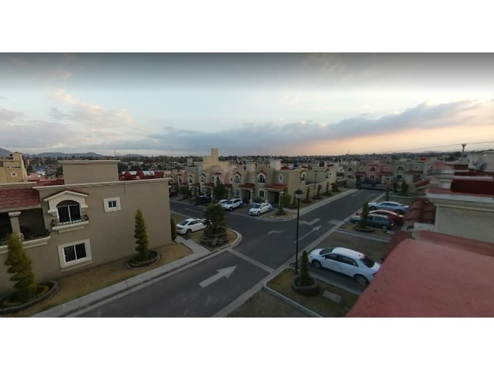 CASA EN VENTA REMATE BANCARIO HDA. GALICIA — foto 1