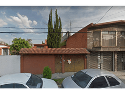 CASA DE REMATE BANCARIO EN TLALNEPANTLA. PRECIO DE OPORTUNIDAD