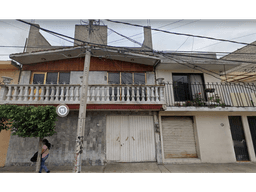 CASA EN REMATE BANCARIO EN NEZAHUALCOYOTL. PRECIO DE OPORTUNIDAD
