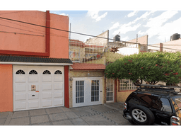 CASA EN REMATE BANCARIO EN NEZAHUALCOYOTL. PRECIO DE OPORTUNIDAD
