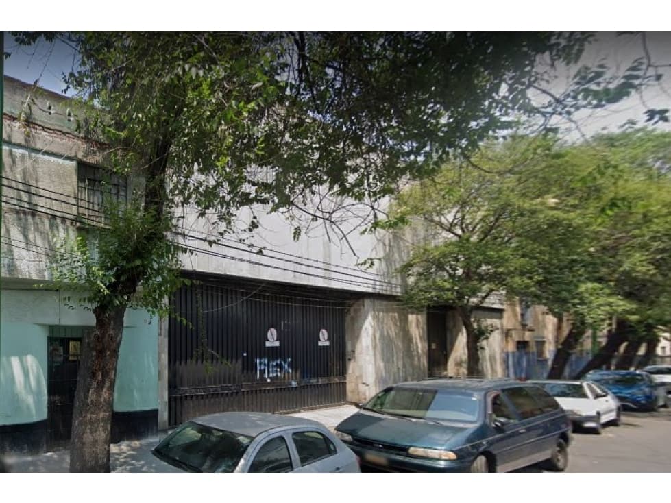 ¡Inversión inteligente! Remate de Nave Industrial en la Col. Guerrero — foto 2
