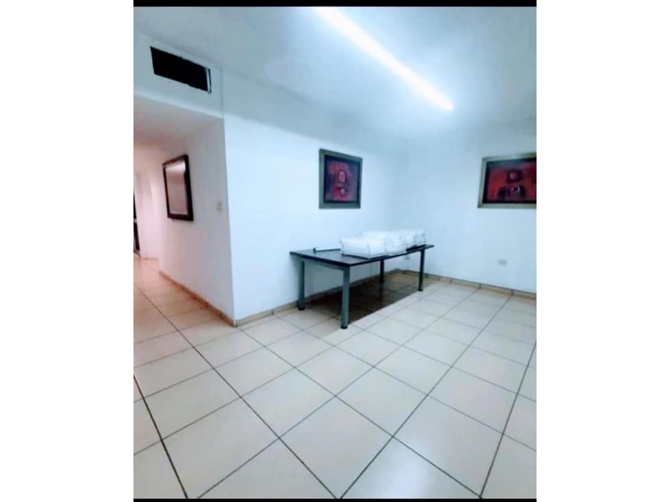 CASA EN VENTA EN COL. SAN BENITO — foto 5