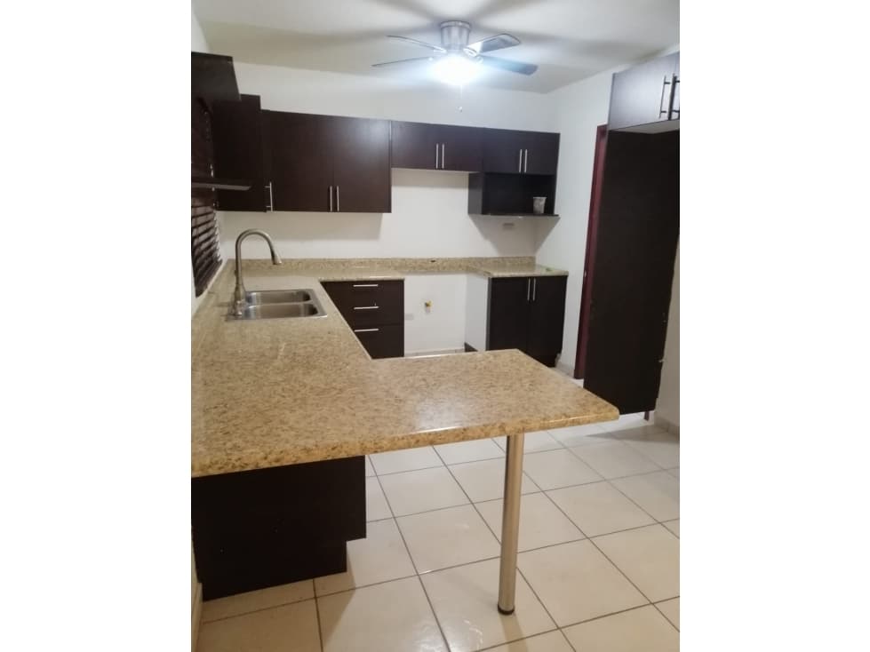 CALIFORNIA PRIVADA LA MARQUESA — foto 4