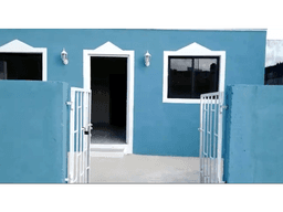 CASA EN VENTA EN BUGAMBILIAS CHUBURNA