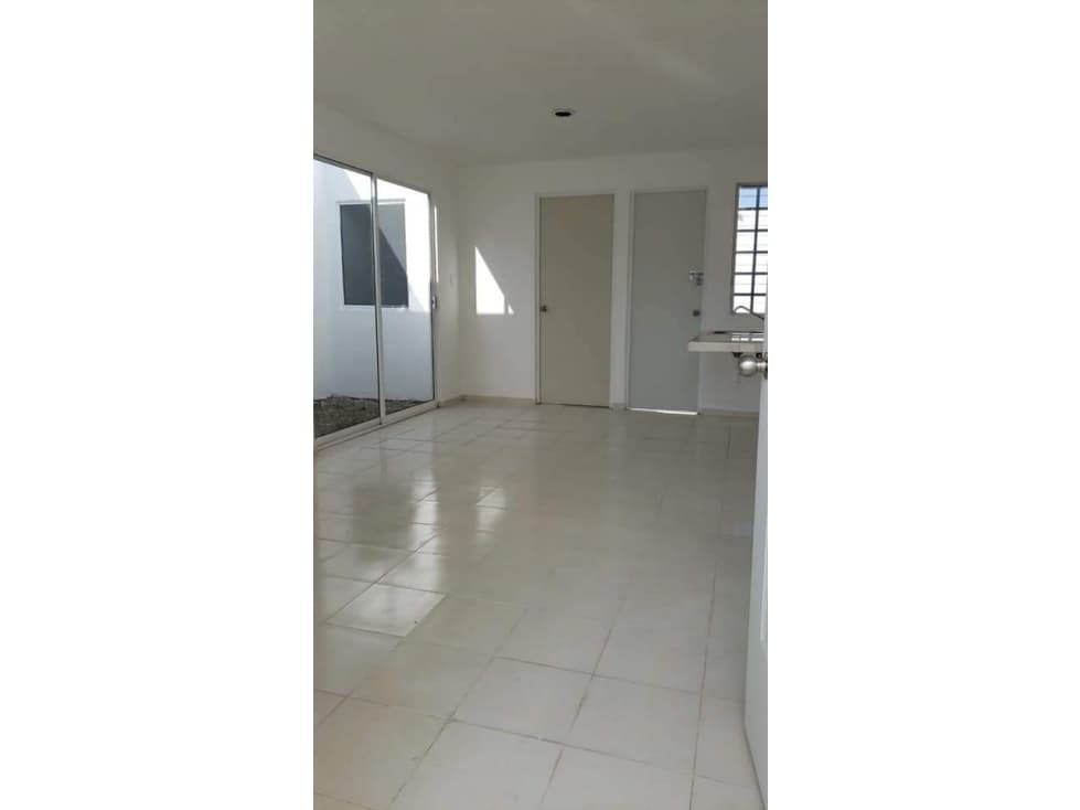 CASA EN VENTA CAUCEL — foto 3