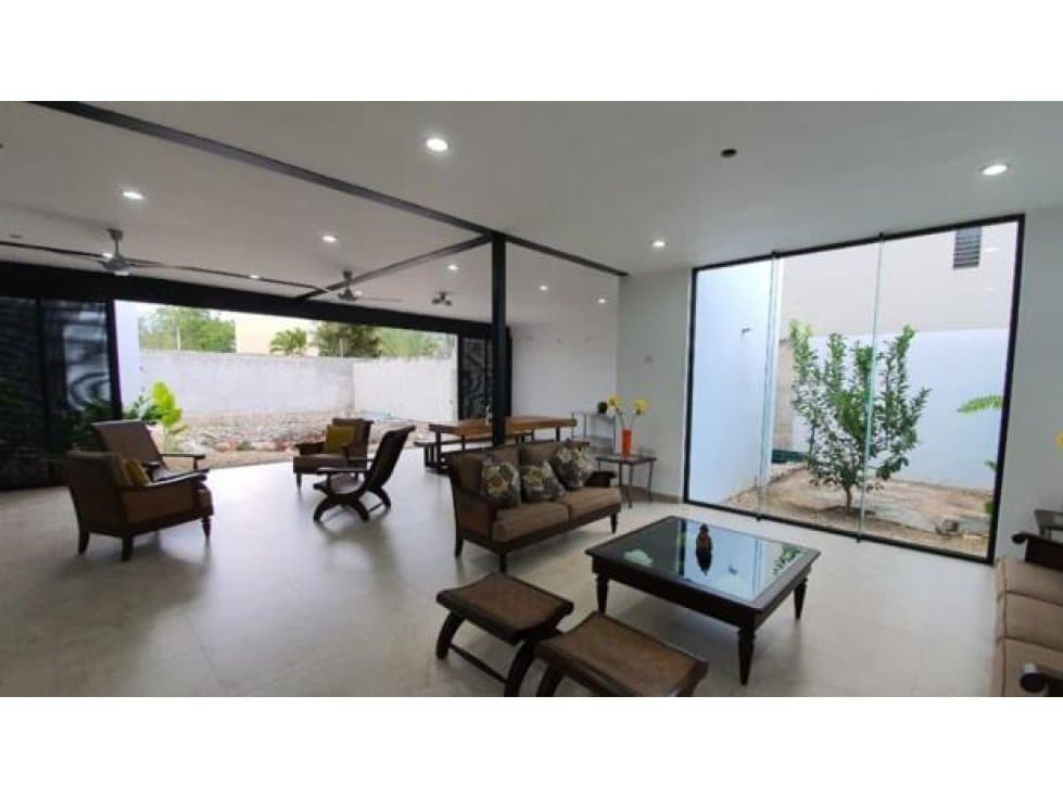 RESIDENCIA CON PANELES SOLARES  EN MÉRIDA — foto 3