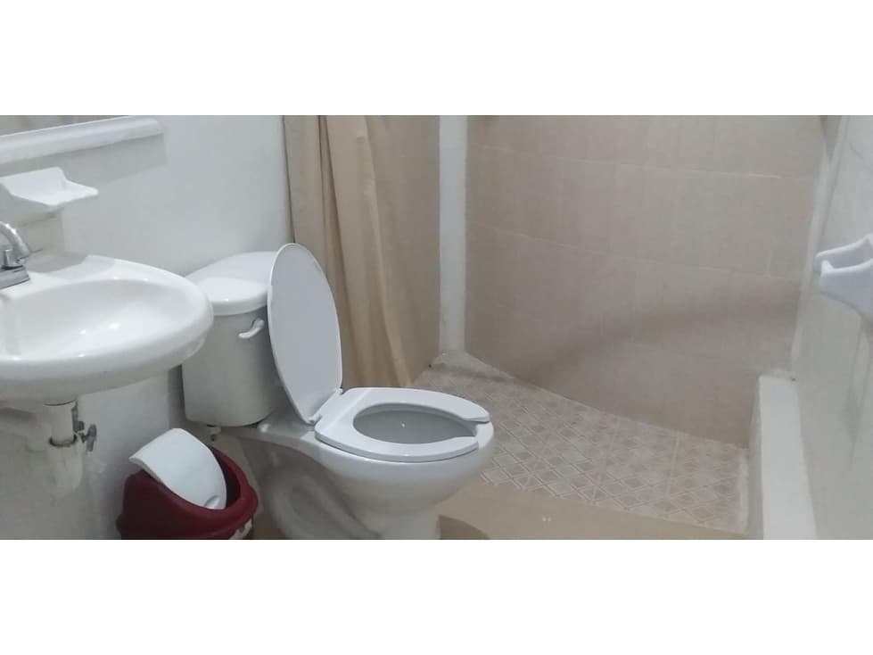 Departamento semiamueblado en RENTA en Paseo de Montejo. — foto 6