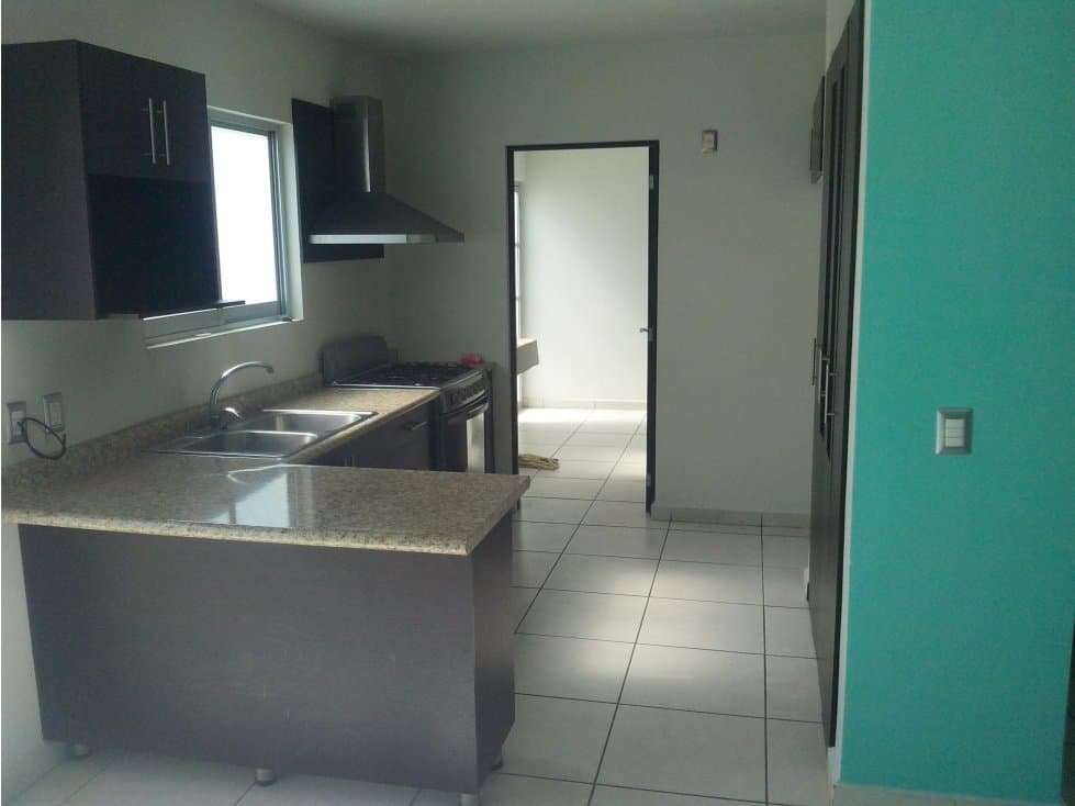 CASA SIN AMUEBLAR, FRACC COTO DIAMANTE. ID CS-115 — foto 3