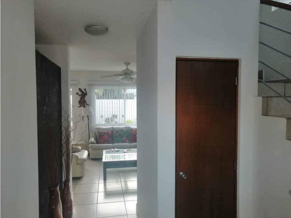 *RENTA/CASA 3 REC. FRACC MARINA GARDENS ID CA-176* — foto 3