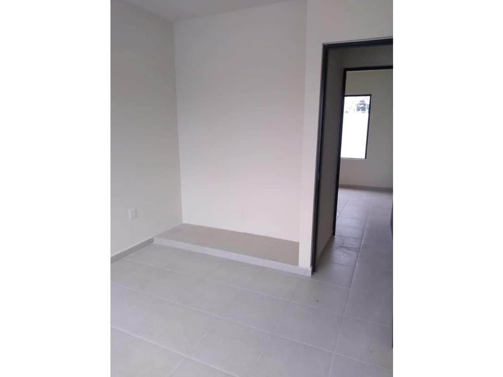 VENTA DE CASA EN CLUSTER CON ALBERCA RESD. DEL BOSQUE — foto 4