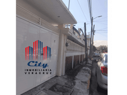 VENTA DE CASA EN LA CARRANZA