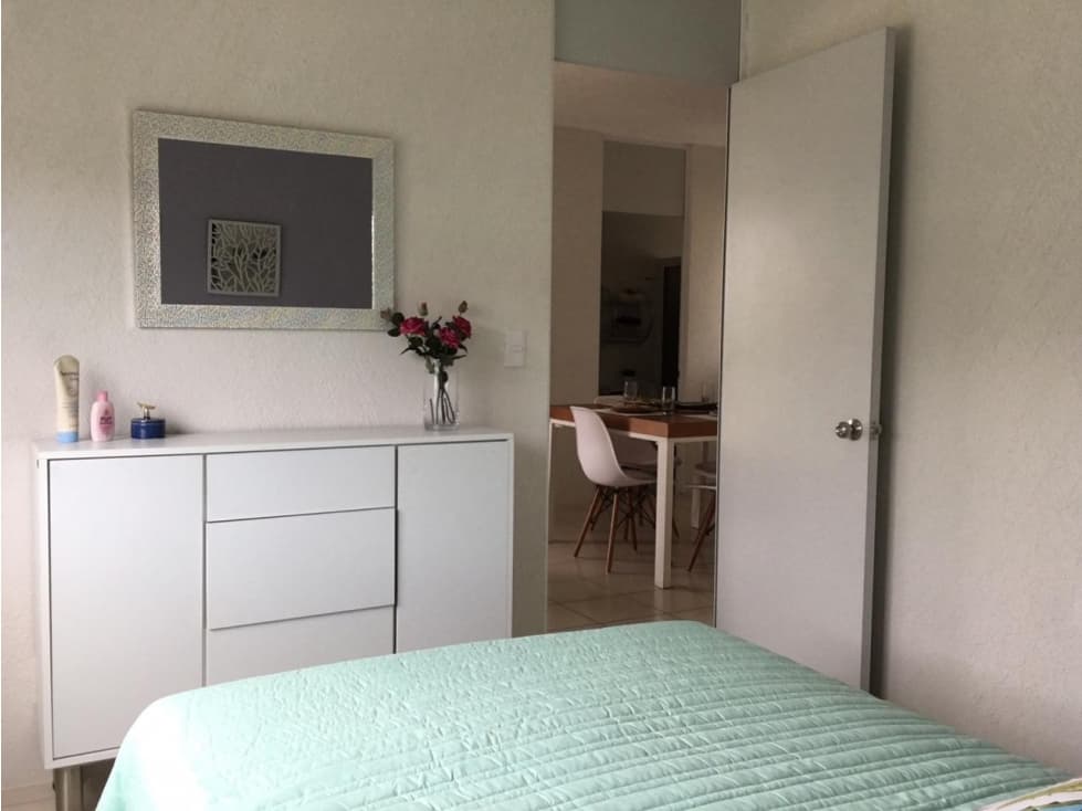 DEPARTAMENTO EN CLUSTER CON ALBERCA (PRIVANZAS) — foto 3