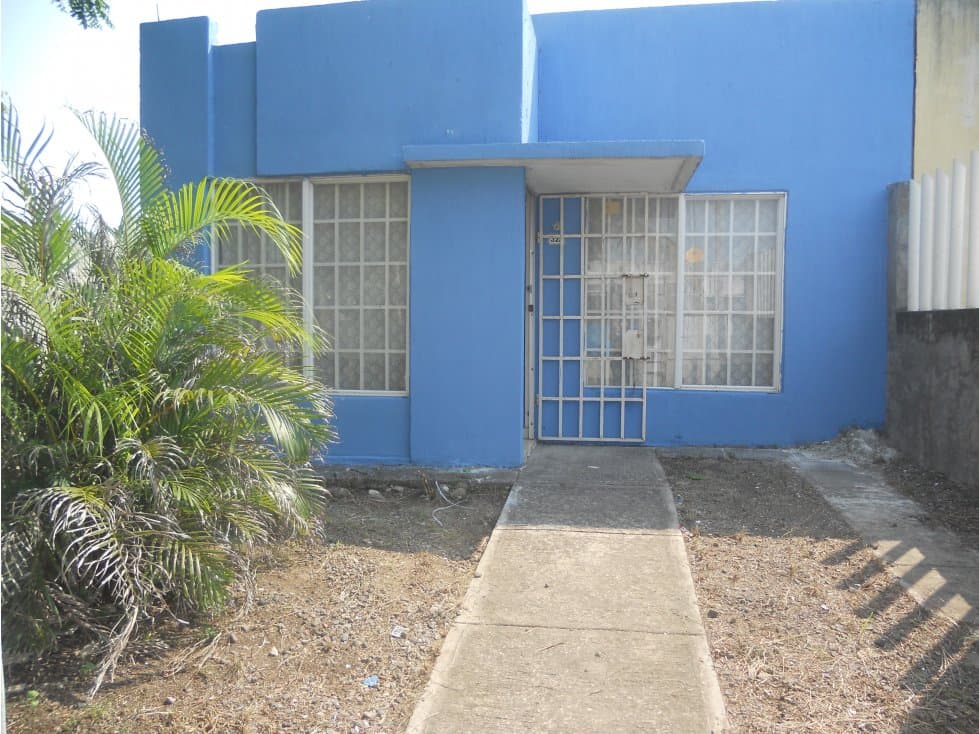 VENTA DE CASA CON TERRENO EN COLINAS DE SANTA FE — foto 2