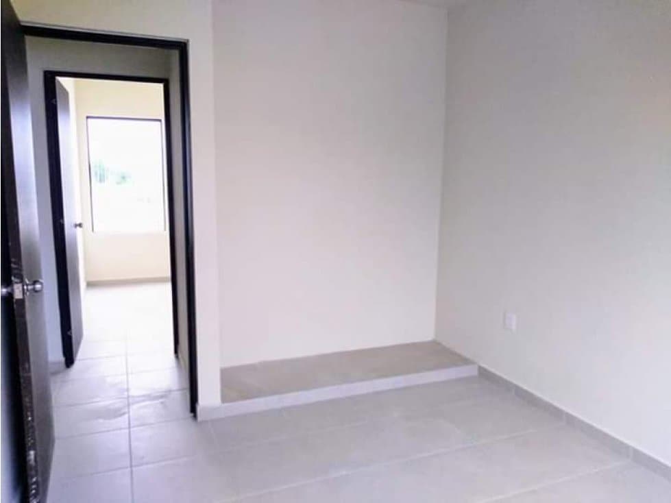 VENTA DE CASA EN CLUSTER CON ALBERCA RESD. DEL BOSQUE — foto 6