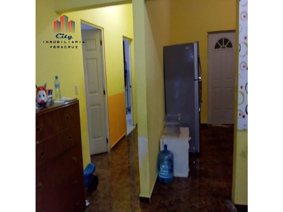 VENTA DE CASA EN COL CANDIDO AGUILAR — foto 3