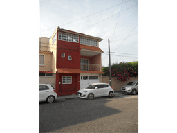 VENTA DE CASA CON ALBERCA EN GEO DEL PUERTO